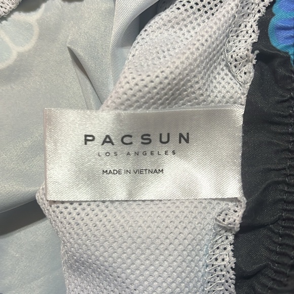 NWOT PacSun Recycled Disco Flower 17’ Swim Trunks, L Summer Beach Vacation - Picture 3 of 7